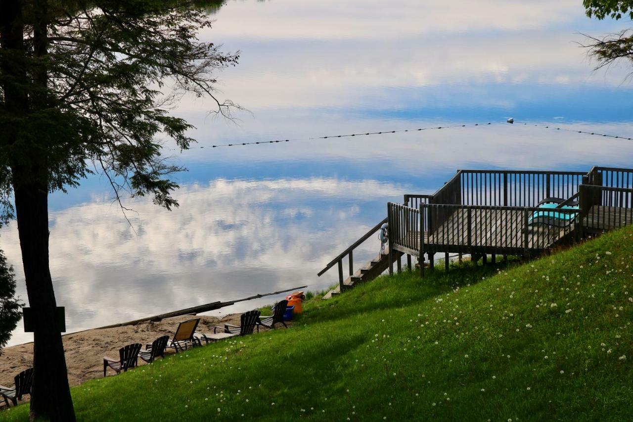 Sunny Point Resort Otter Lake Buitenkant foto