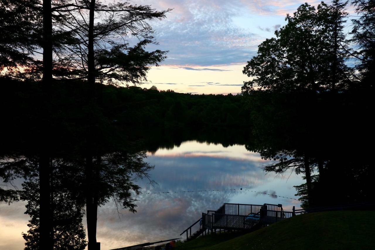 Sunny Point Resort Otter Lake Buitenkant foto
