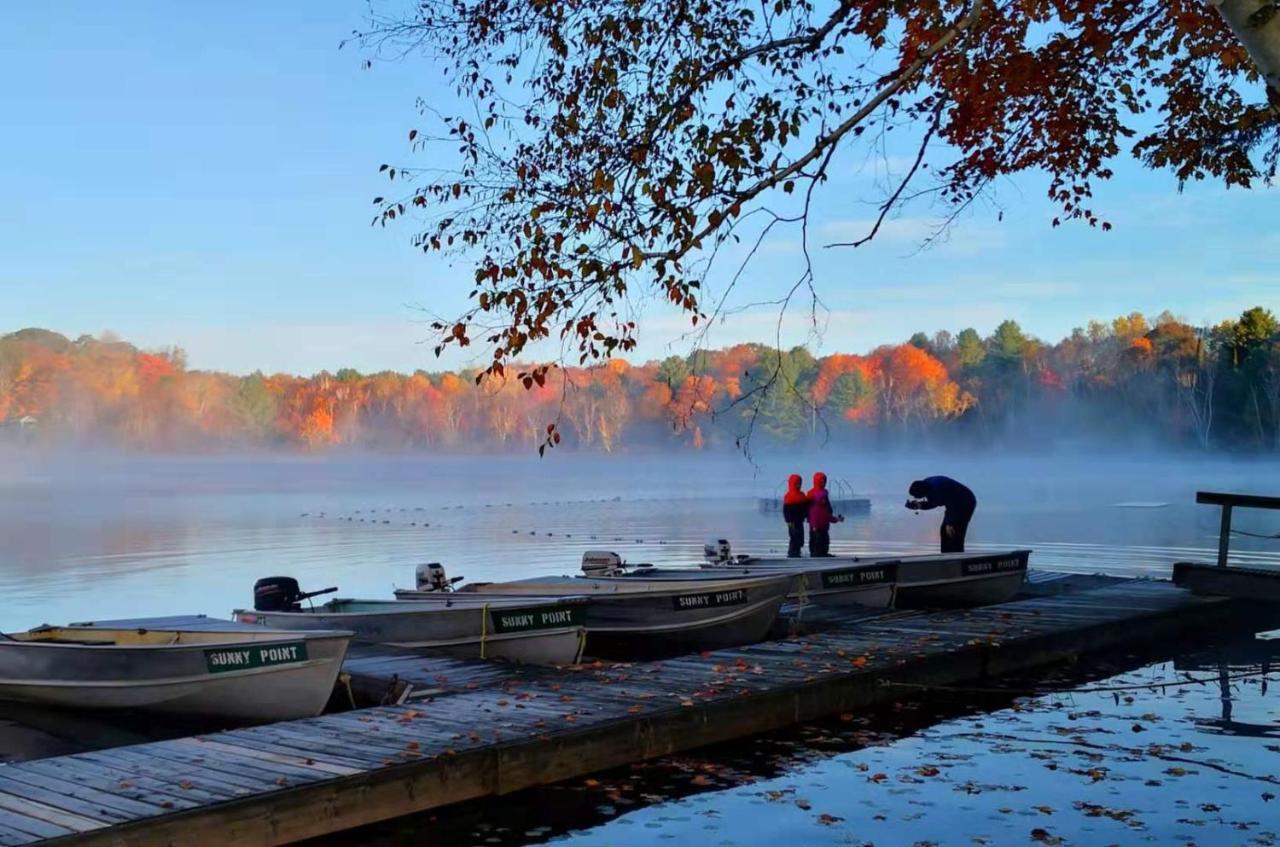 Sunny Point Resort Otter Lake Buitenkant foto